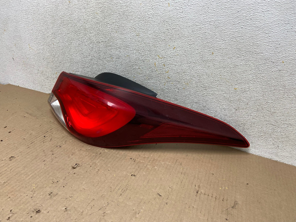 2014 2015 2016 Hyundai Elantra Sedan Right Passenger RH Tail Light AH5870 LK2