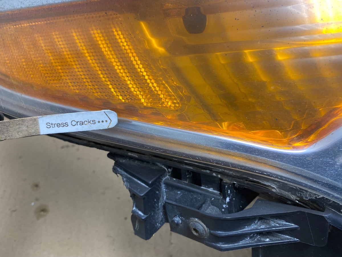2011 to 2015 Ford Explorer Right Passenger Halogen Headlight AH3059 DW4