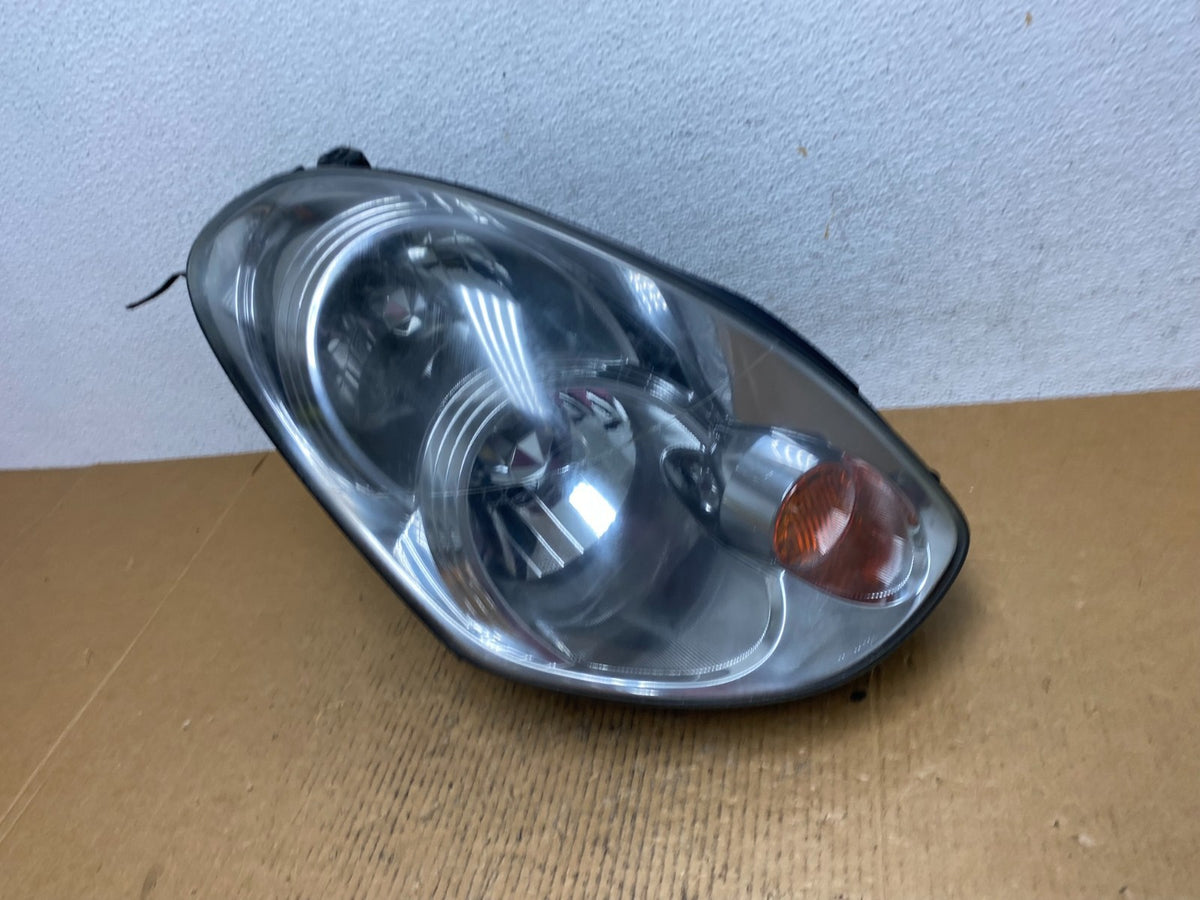 2005-2006 Infiniti G35 Right Passenger Hid Xenon Headlight Sedan AE0388 DW1