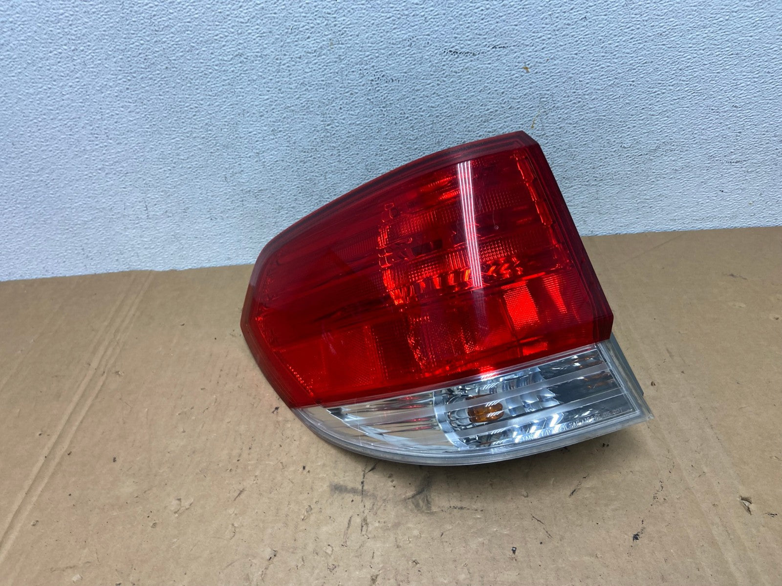 2008 2009 2010 Honda Odyssey Left Driver LH Side Tail Light AD3121 LK0
