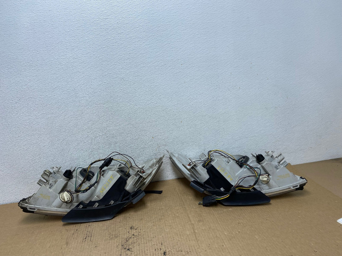 2008 to 2012 Chevrolet Malibu Left+Right Side Set Headlights AG2155 LK12