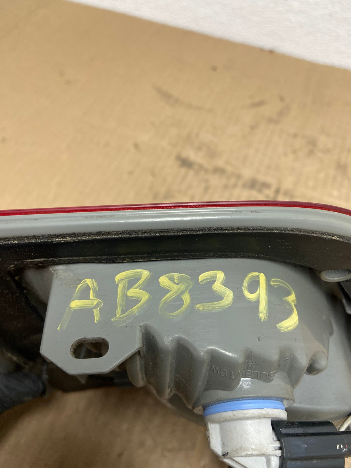 2011-2013 Jeep Grand Cherokee Left Driver Side Lh Inner Tail Light Oem AB8393 LK5