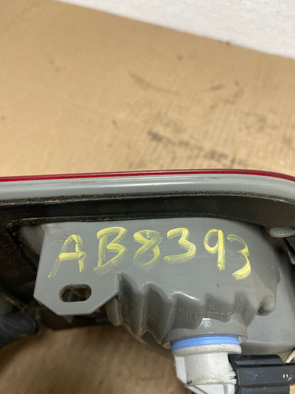 2011-2013 Jeep Grand Cherokee Left Driver Side Lh Inner Tail Light Oem AB8393 LK5