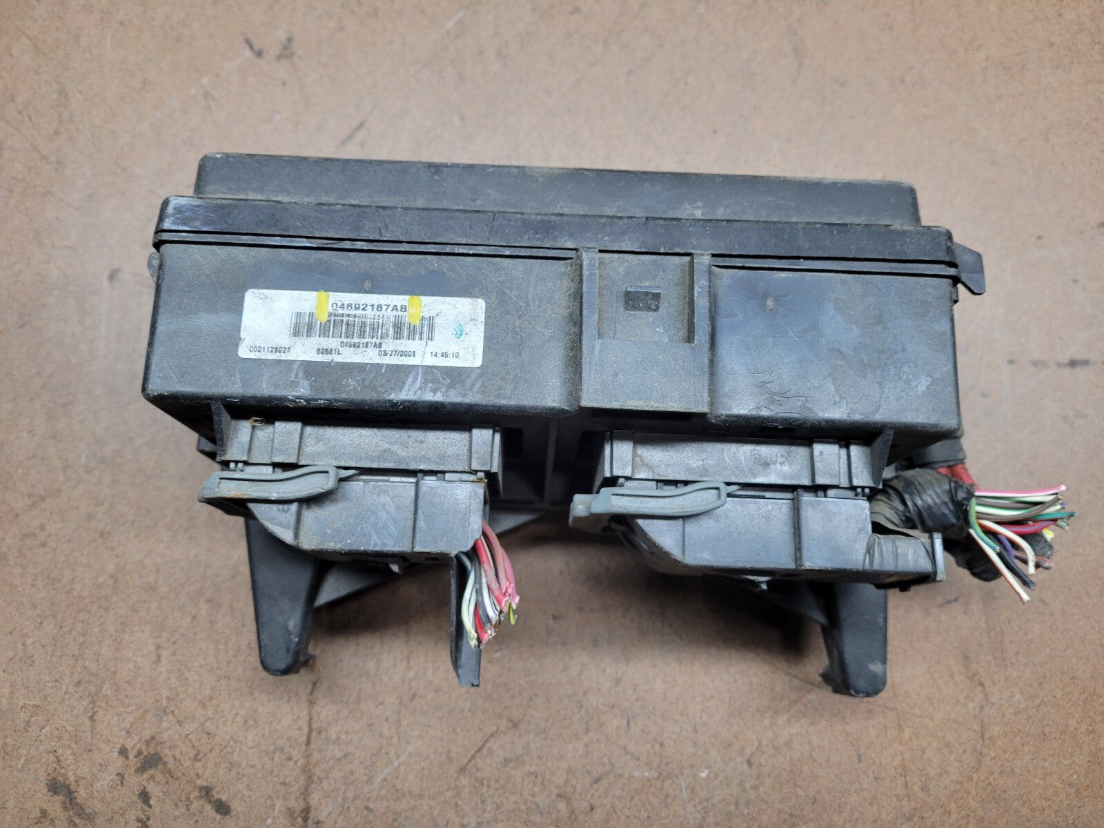 2005 Jeep Grand Cherokee Fuse Box Relay Panel 04692167ab z8663 DG1