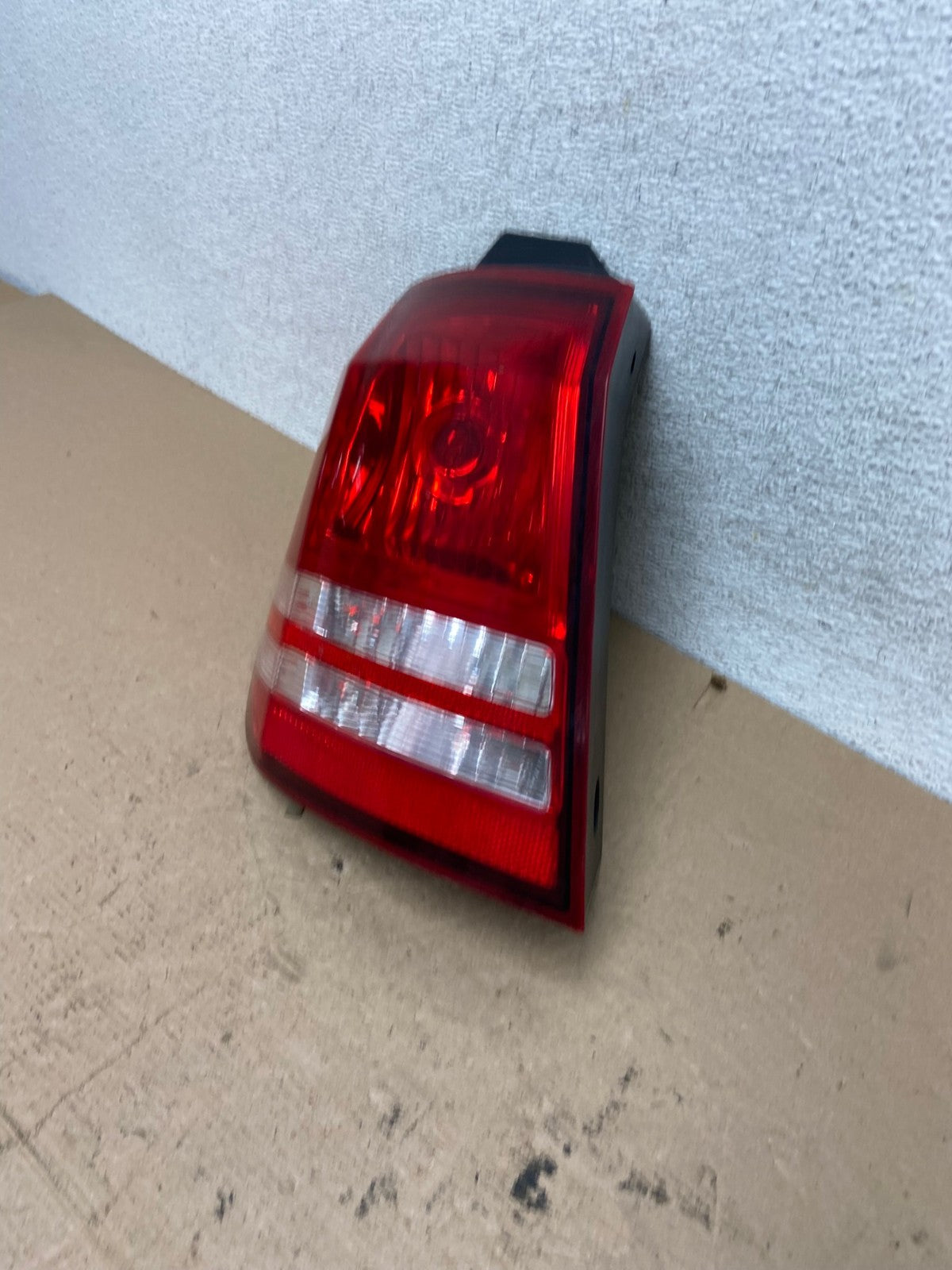 2009 2010 2011 Dodge Journey Left Driver Lh Tail Light AF4835 LK1
