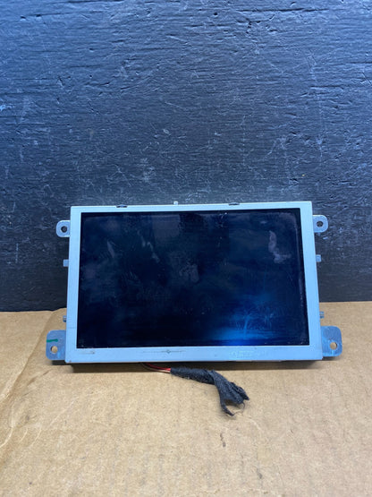2010 - 2014 Audi Q5 A4 Radio Navigation Screen Display AD3631 DG0