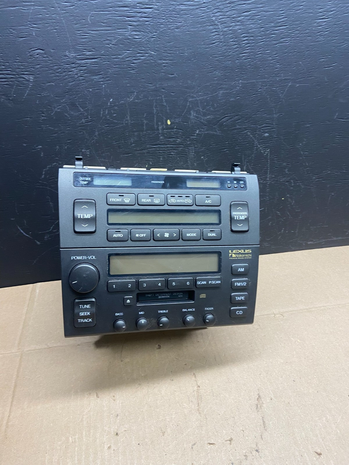 1998 to 2000 Lexus LS400 Dual Climate Control Radio Receiver AB9367 DG0
