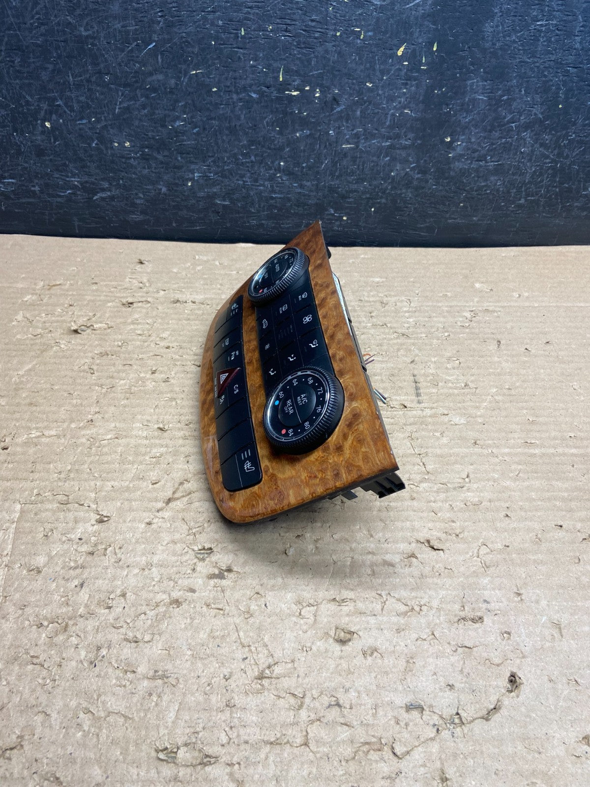 2006 to 2008 Mercedes W251 R350 AC Temp Heater Climate Control AG8669 DG2