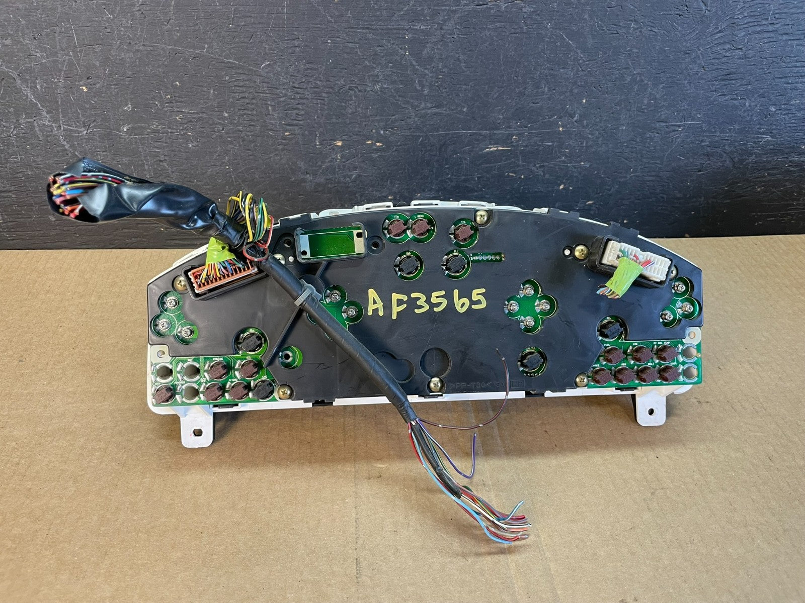 2000 2001 Nissan Frontier Xterra Cluster Speedometer Instrument af3565 DG6