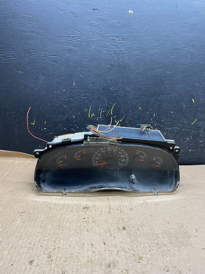 2001 - 2002 Ford Econoline E250 E350 Van Speedometer Instrument Cluster z1765 DG0