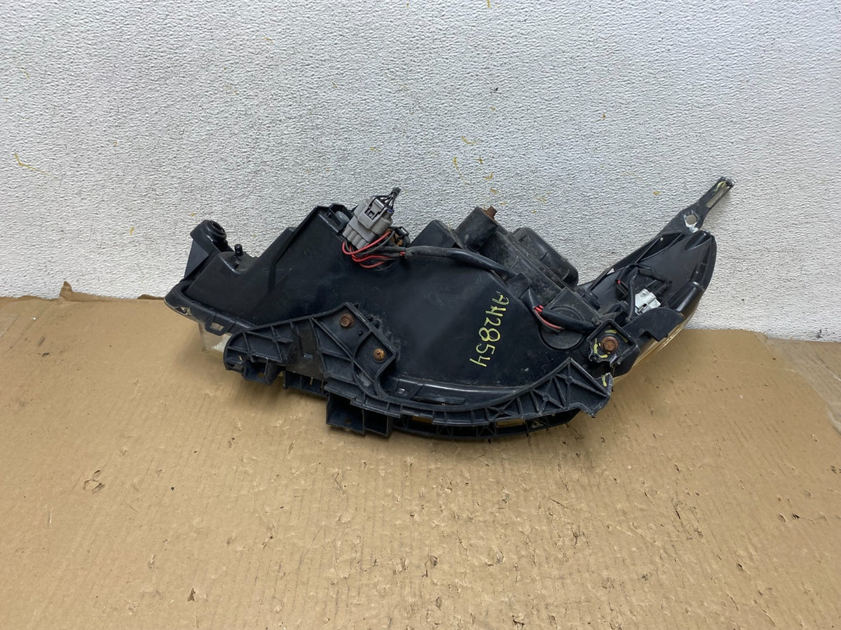 2009 - 2013 Subaru Forester Right Passenger Side Halogen Headlight AH2854 DW8