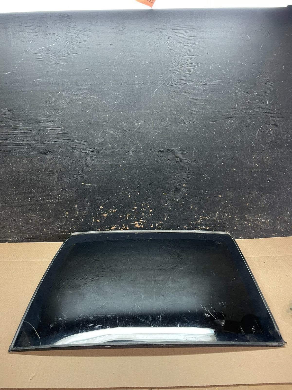 1984 to 1992 Pontiac Firebird Right Passenger Side Sunroof Top Glass Z82764