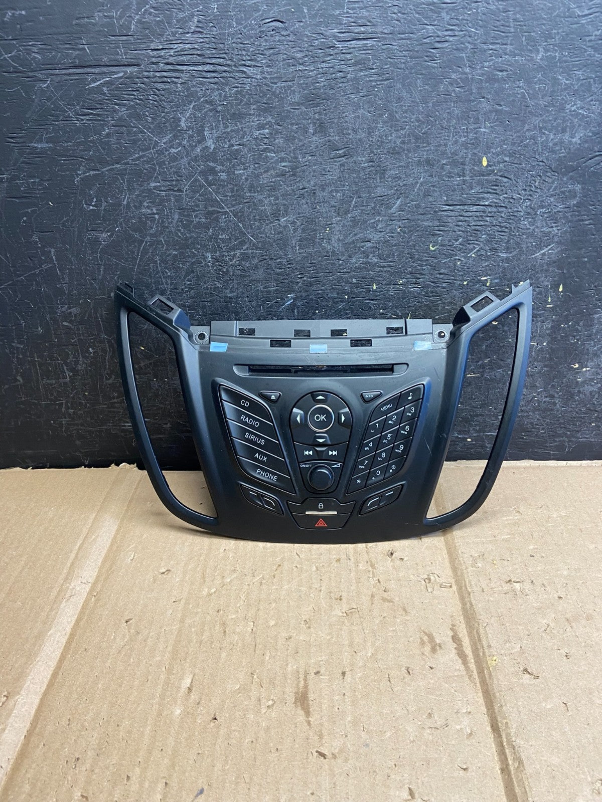 2013 to 2016 Ford Escape Dash Radio Control Panel Air Vent Bezel ai2718 DG0