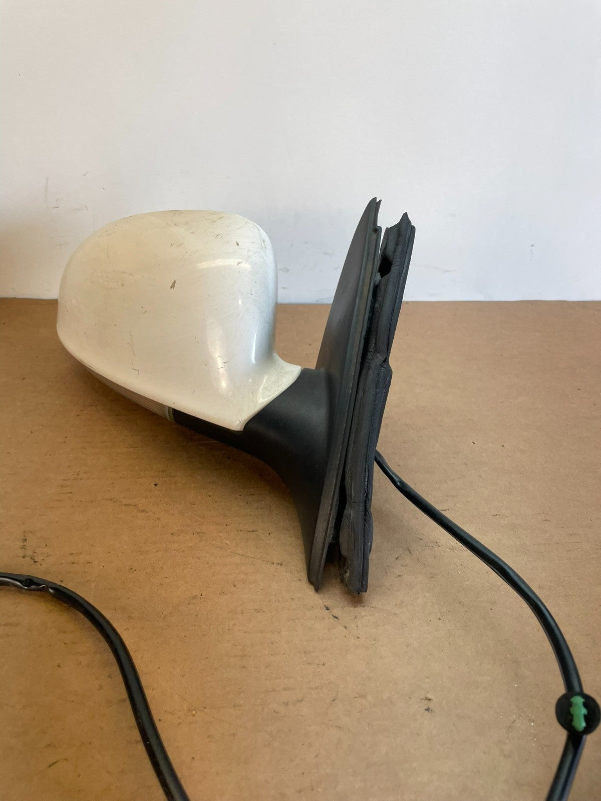 2006-2010 Volkswagen Jetta Right Passenger RH View Door Mirror AG0664 DW1