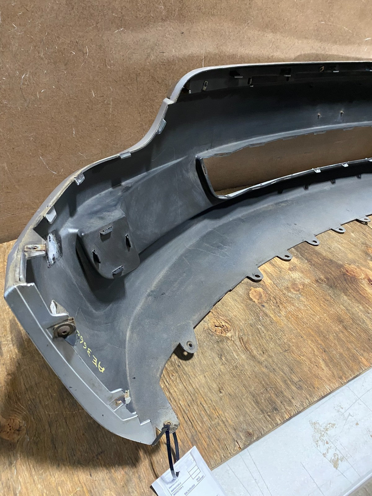 2011 to 2012 GMC Acadia Denali Front Lower Bumper Cover 22821302 AE36609