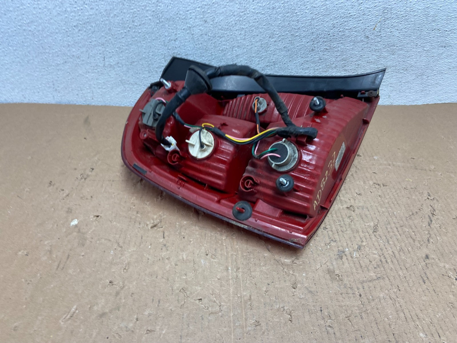 2006-2011 Hyundai Accent Sedan Right Passenger Side Rh Tail Light AD8237 DW4