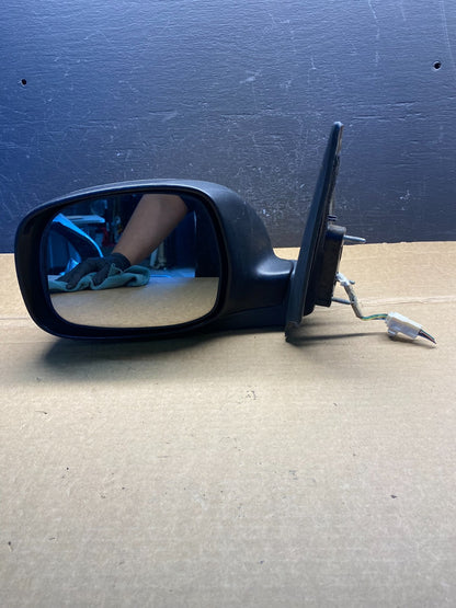 2001 to 2006 Toyota Sequoia Left Driver View Door Mirror ad3330 DG9