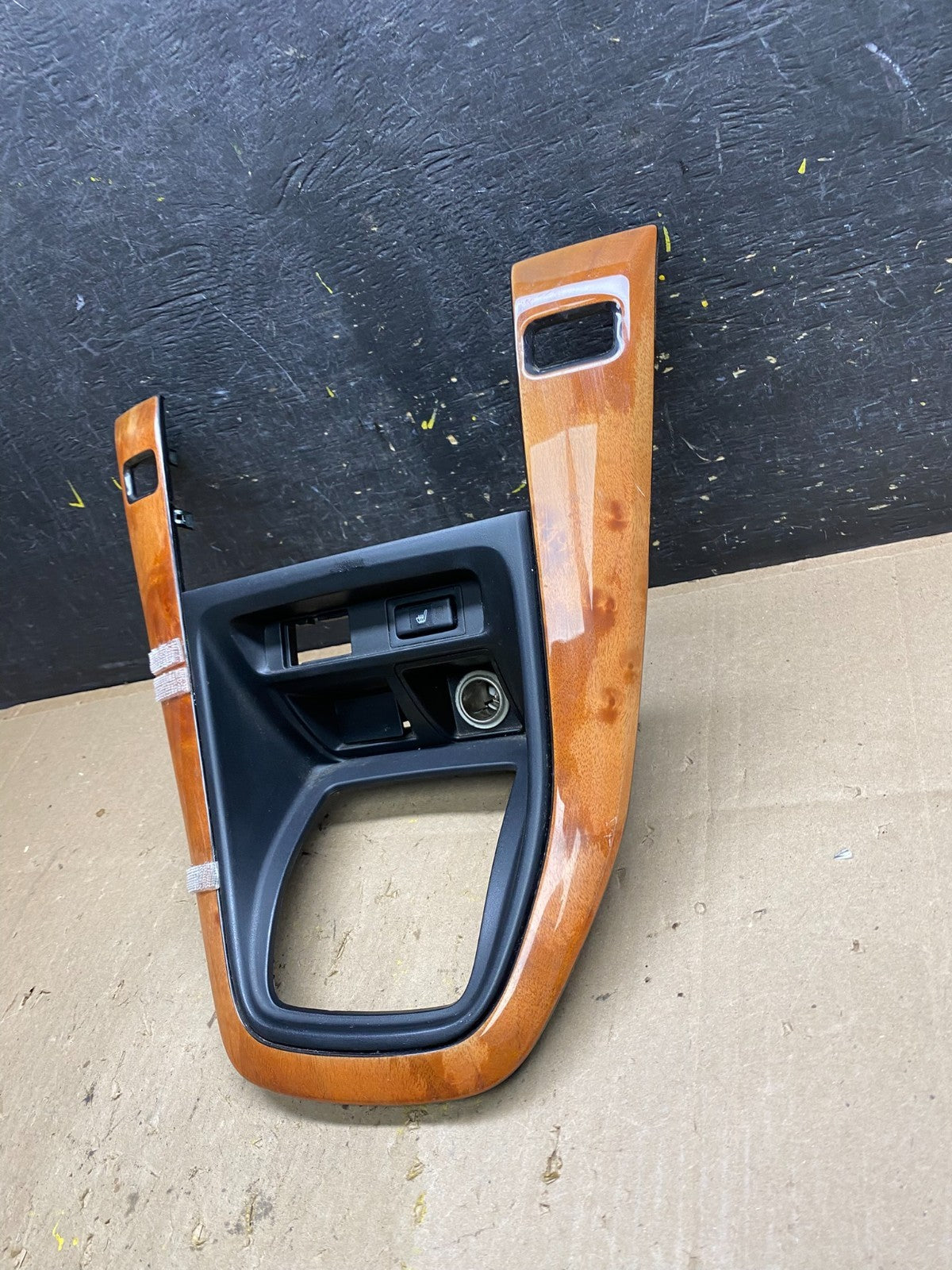 1999 to 2003 Lexus RX300 dash Console Center Shifter Floor Bezel U4909 DG2