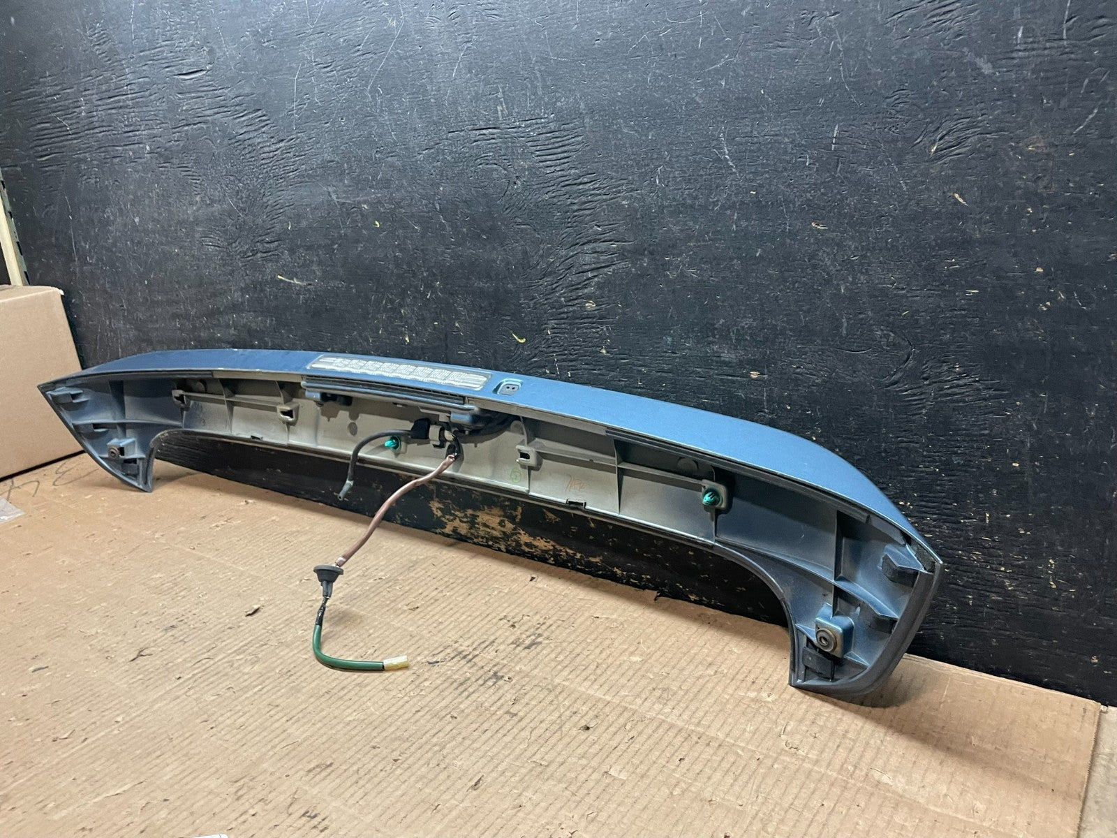 2008-2011 Subaru Impreza Hatchback Rear Upper Tailgate Roof Spoiler OEM Y6257 DG9