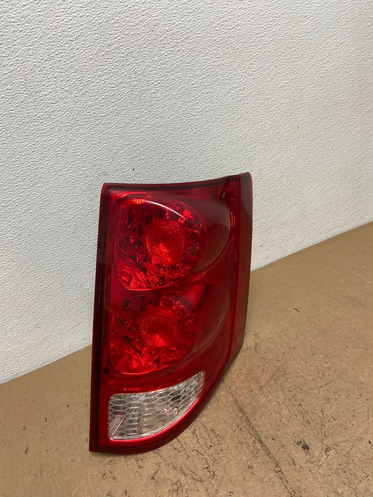 2011 - 2018 Dodge Grand Caravan Right Passenger RH Tail Light Led TYC AC7426 LK2