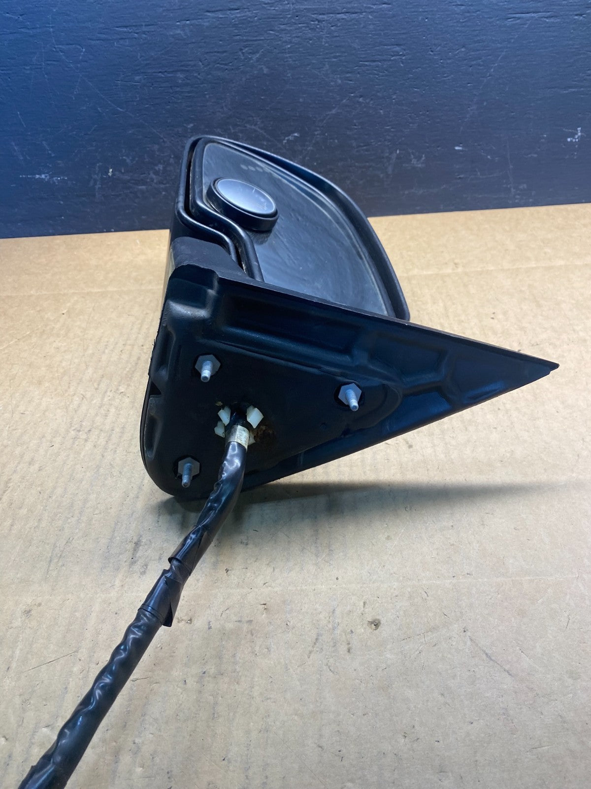 2003 - 2006 Chevrolet Silverado Suburban Left Turn Signal Door Mirror AC2817 DW10