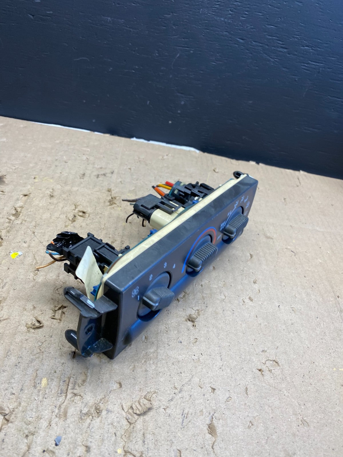 1998-2002 Chevrolet S10 Blazer HVAC A/C Heater Climate Control Module AB5698 DG1