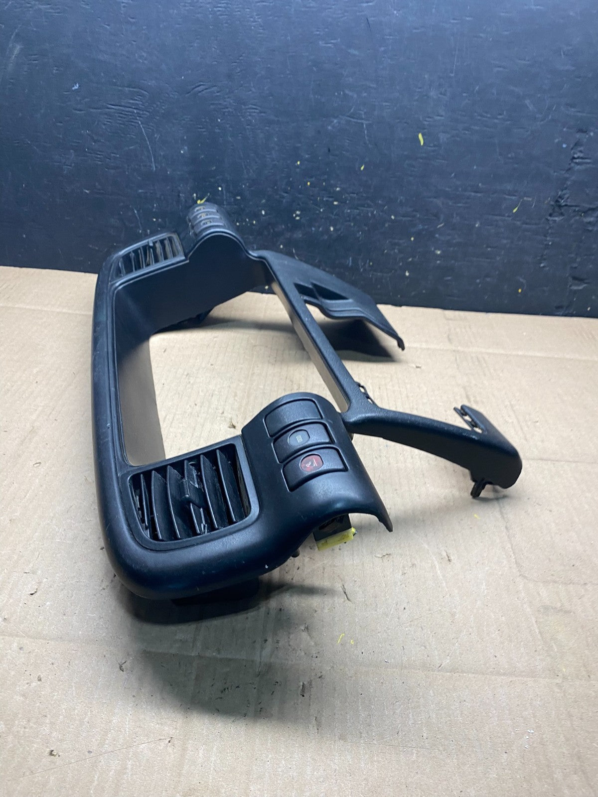 2004 to 2007 GMC/ISUZU 4500 Dashboard Cluster Bezel Trim Panel P9269 PS4