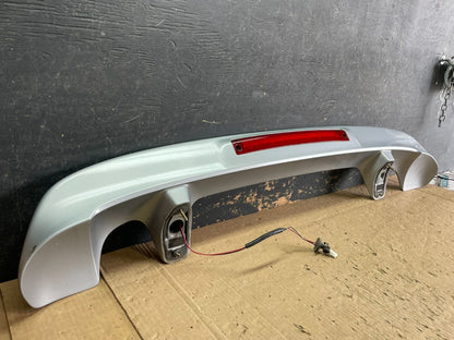 2001 to 2007 Toyota Sequoia 3RD Brake Light Spoiler Wing OEM AB3235 DG9
