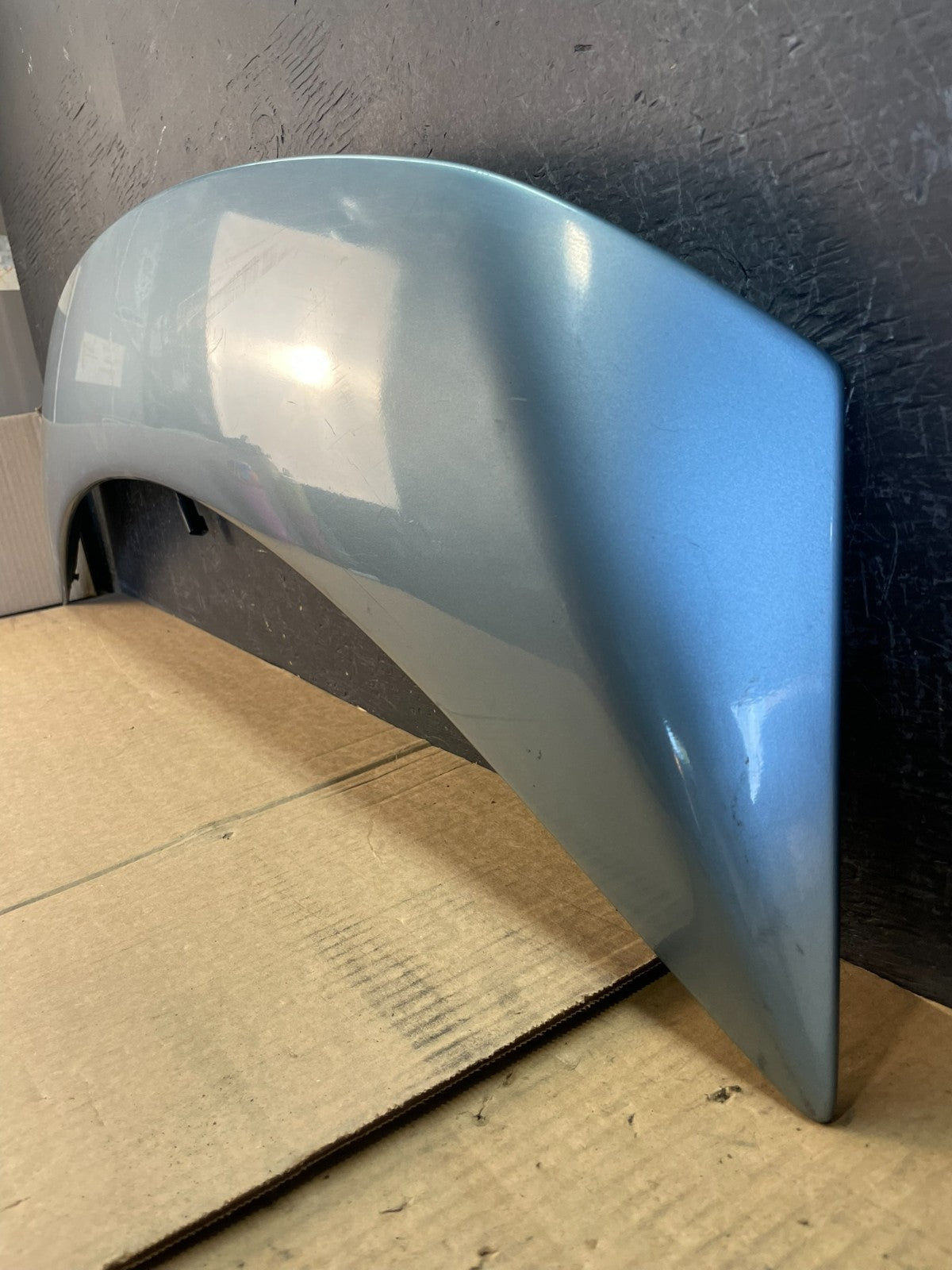2000 to 2007 Ford Taurus Rear Wing Spoiler AD01231