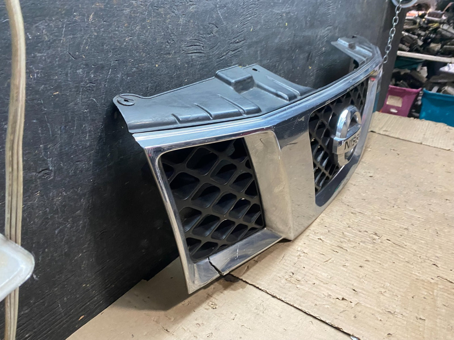 2005 2006 2007 Nissan Pathfinder Chrome Front Upper Grill Grille Oem X0122 DG2