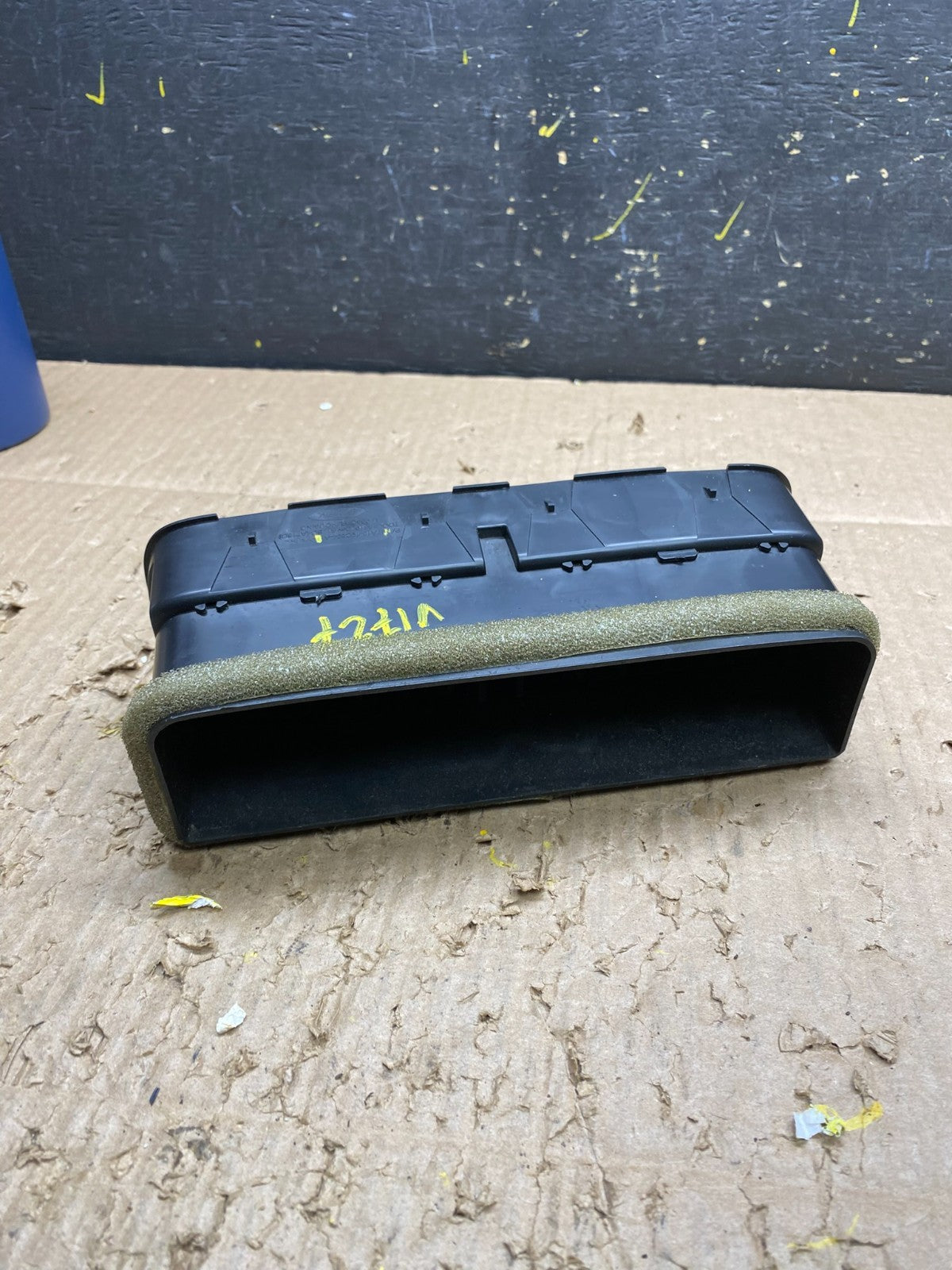 2007-2010 Lincoln MKX Center Dashboard AC Heater Air Vent Grille V1727 DG3
