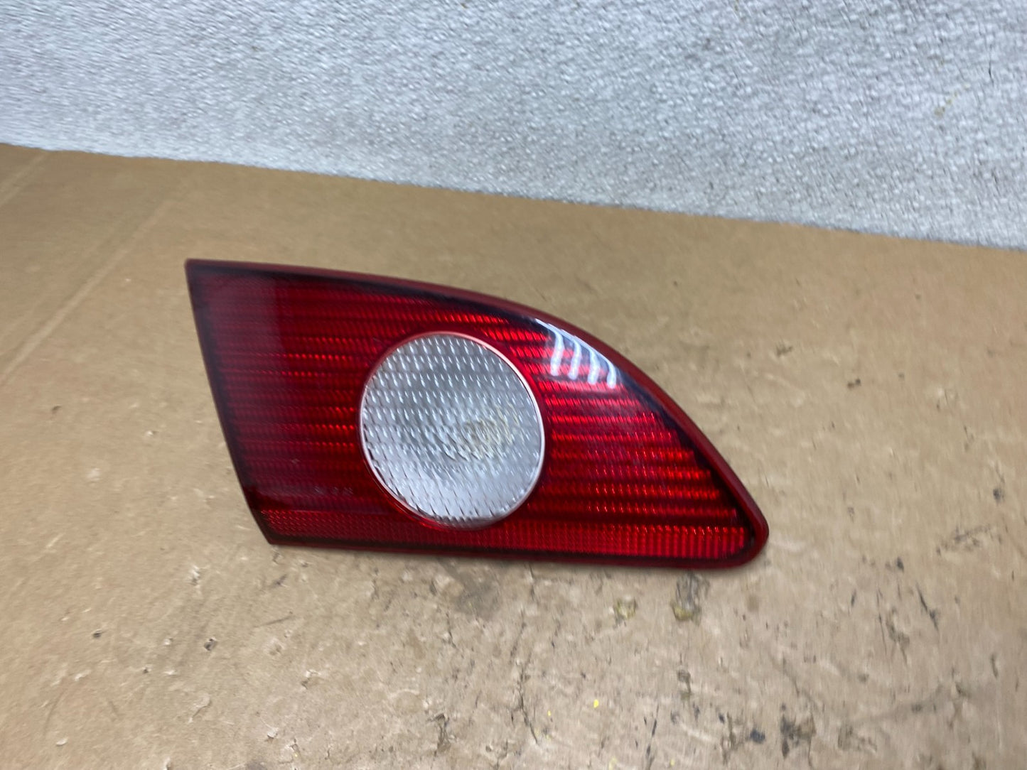 2001 2002 Toyota Corolla Left Driver LH Side Inner Tail light OEM V5830 DW1