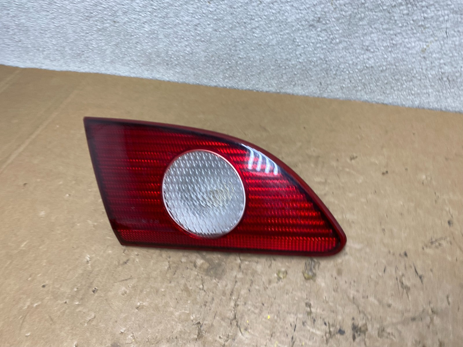 2001 2002 Toyota Corolla Left Driver LH Side Inner Tail light OEM V5830 DW1