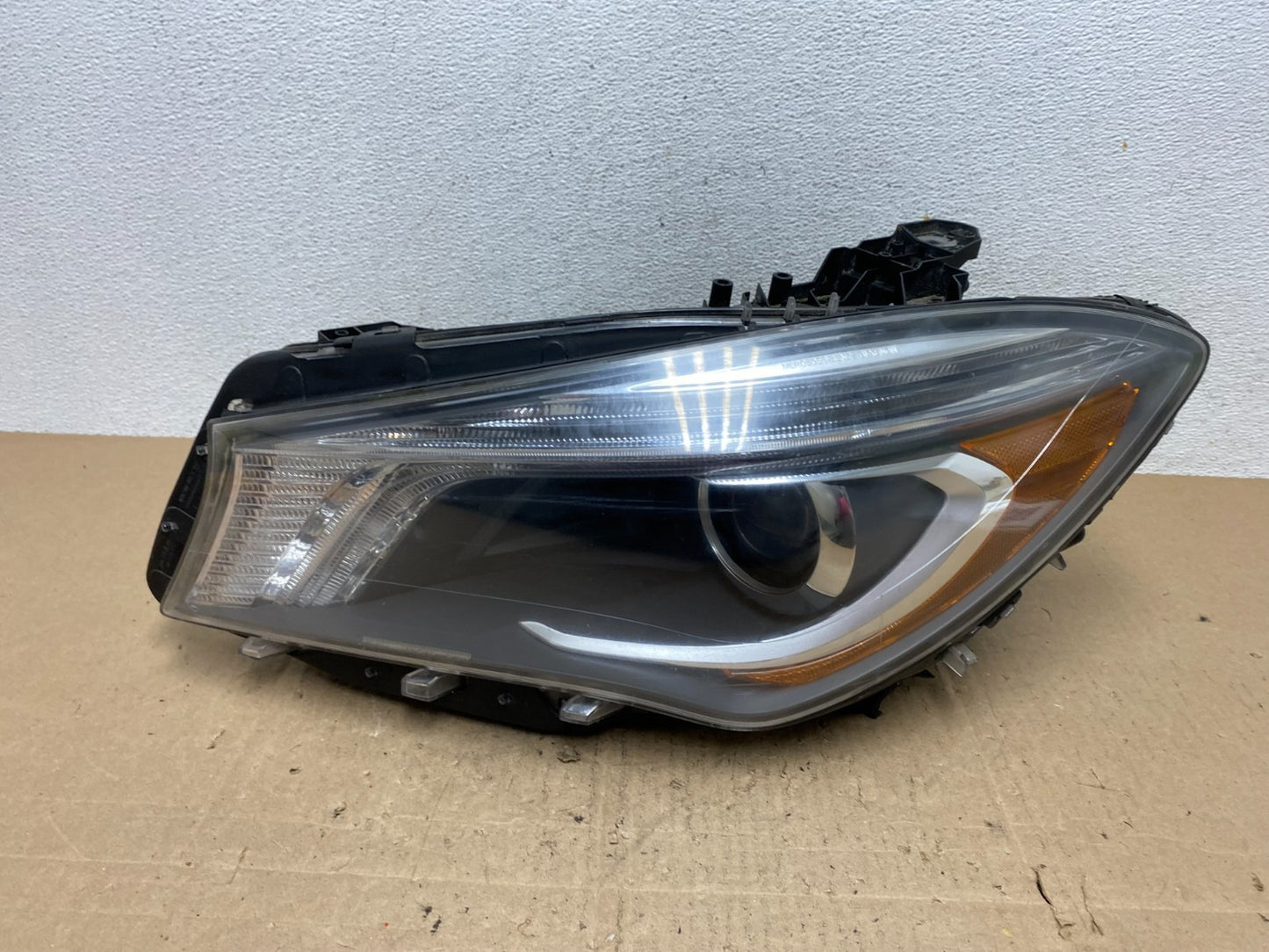 2014-2016 Mercedes CLA CLA250 Left Driver LH Xenon HID Headlight AE6539 DG0