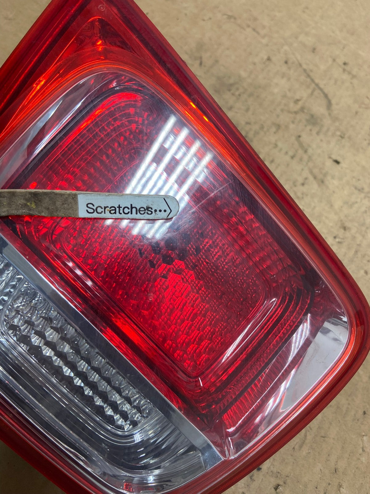 2013-2016 Chevrolet Malibu Left Driver Lh Side Inner Tail Light AD5168 LK3