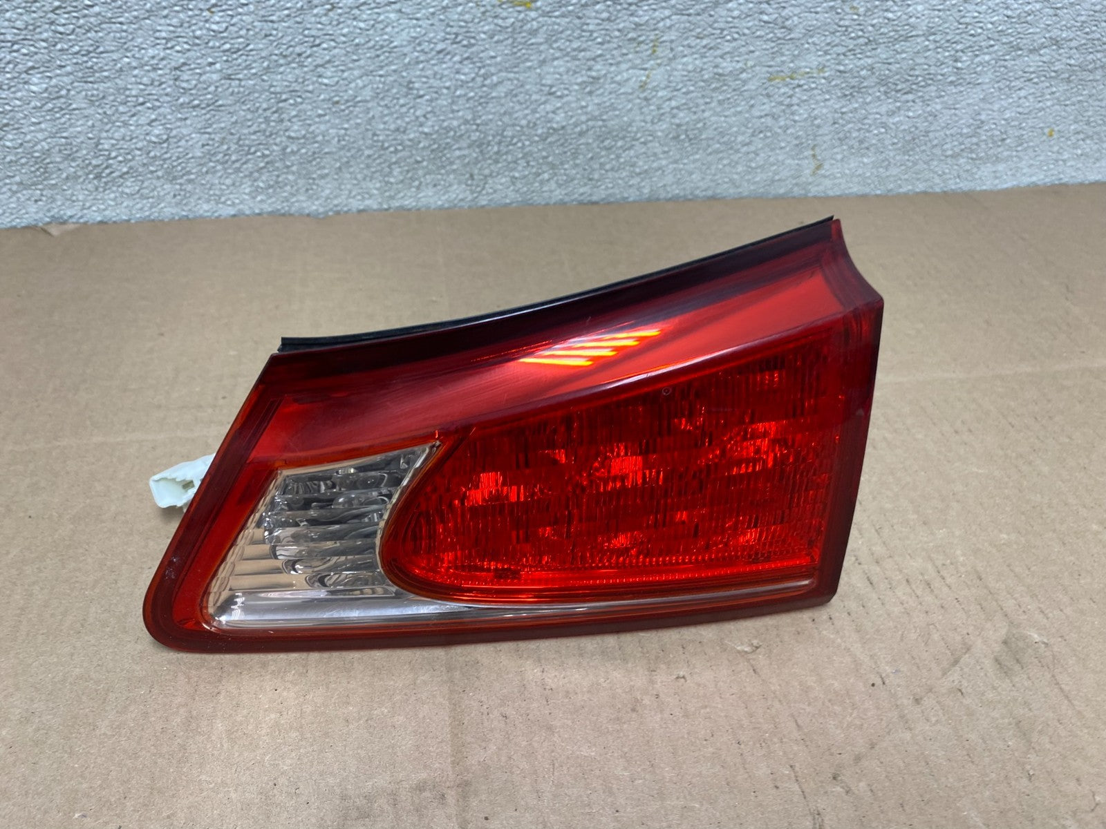 2009 - 2010 Lexus Is250 Is350 Right Passenger RH Inner Tail Light Oem w0528 DG0