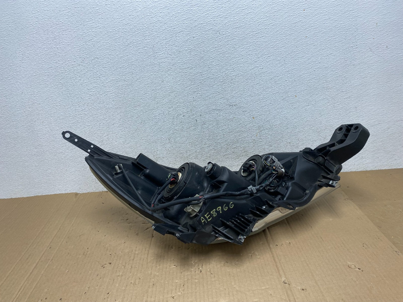 2015 - 2017 Subaru Legacy Outback Left Driver Halogen Headlight AE8966 DW7