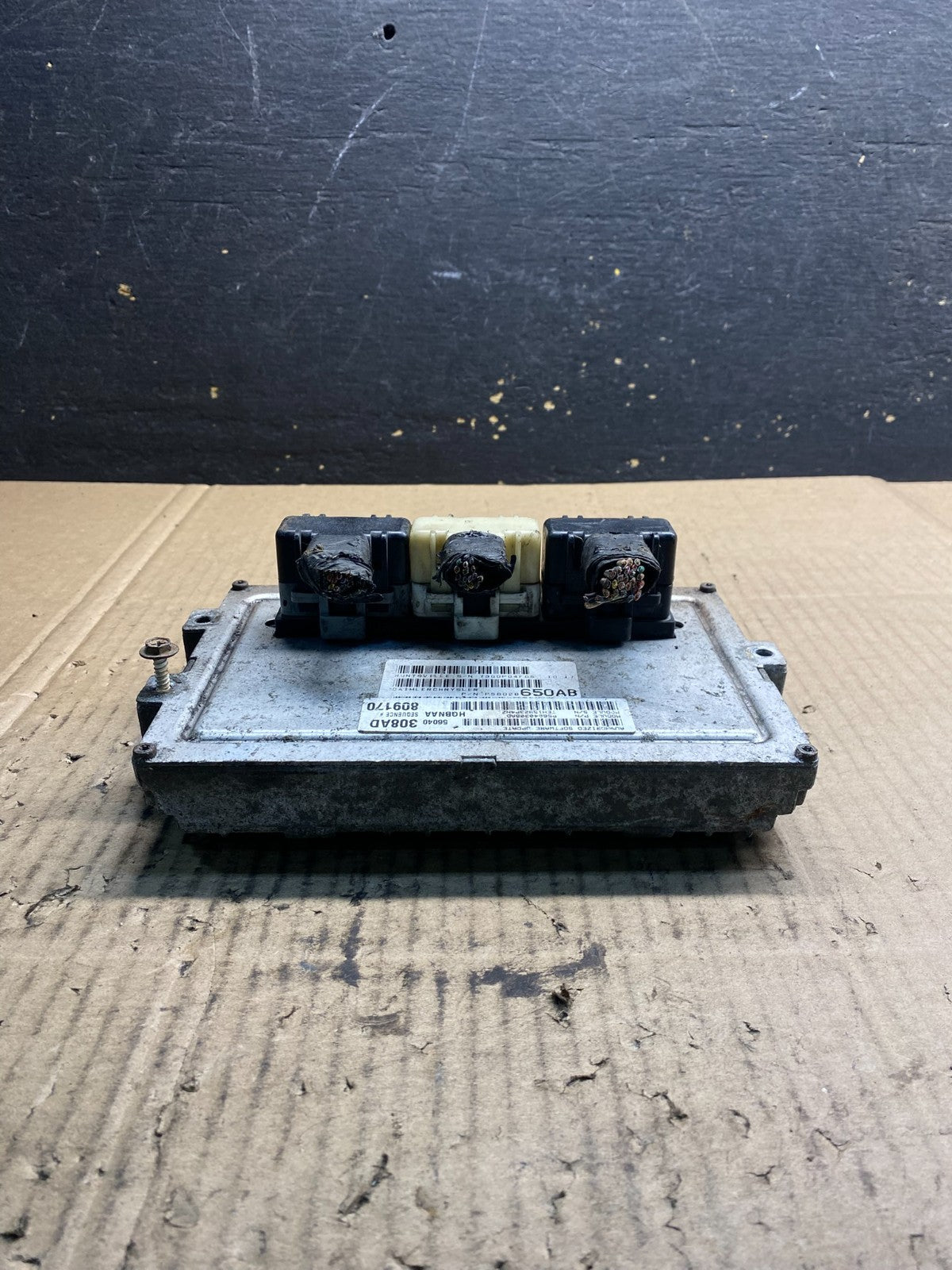 2002 Dodge Dakota 4.7L V8 Engine Computer Module ECM ECU Unit OEM AB2754 DG0