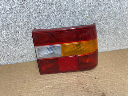 1993 to 1994 Volvo 850 Passenger Right Side Tail Light Sedan Z1532 PS0