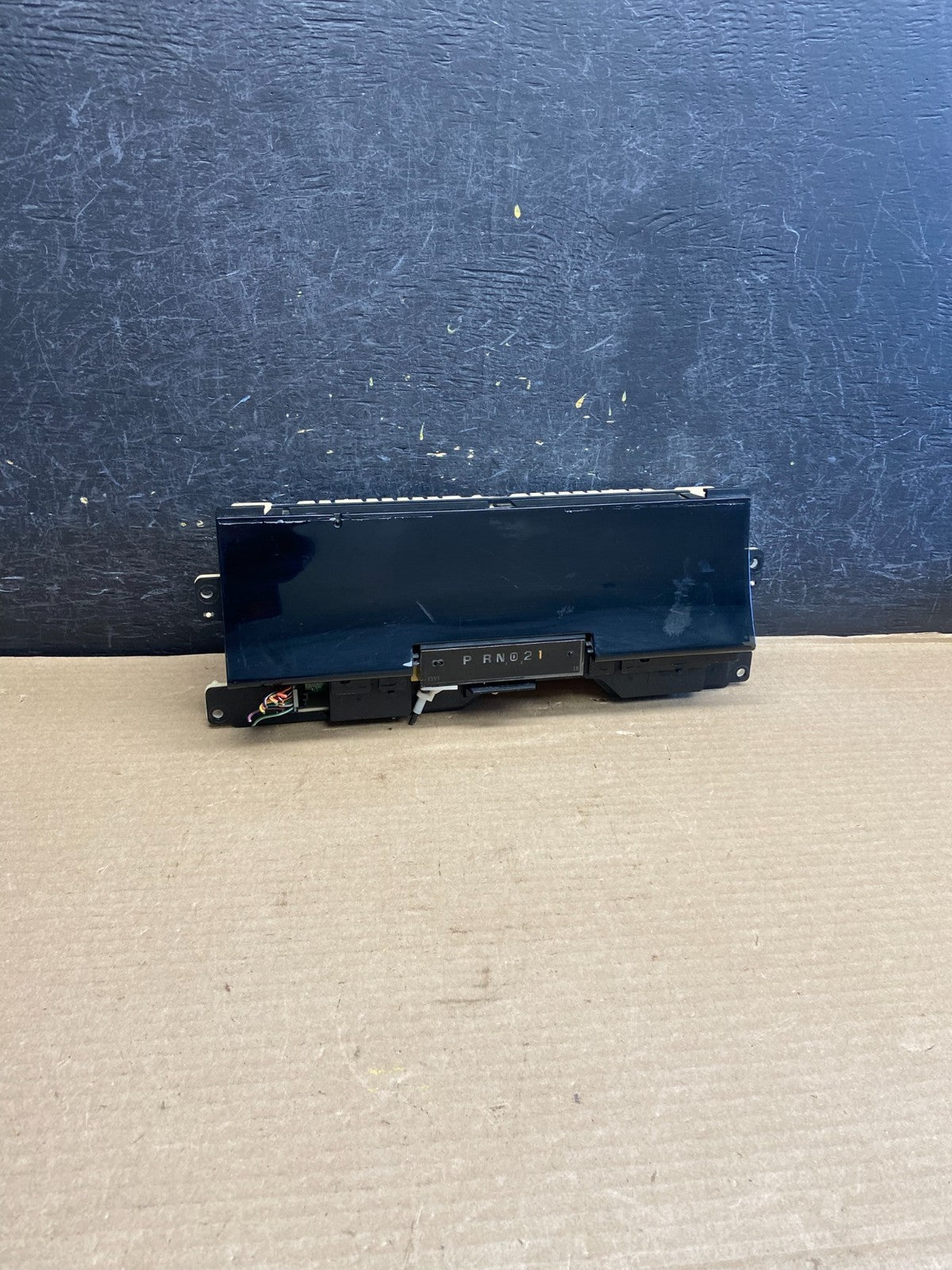 1999 to 2000 Ford Crown Victoria Speedometer Cluster Gauge AH14000