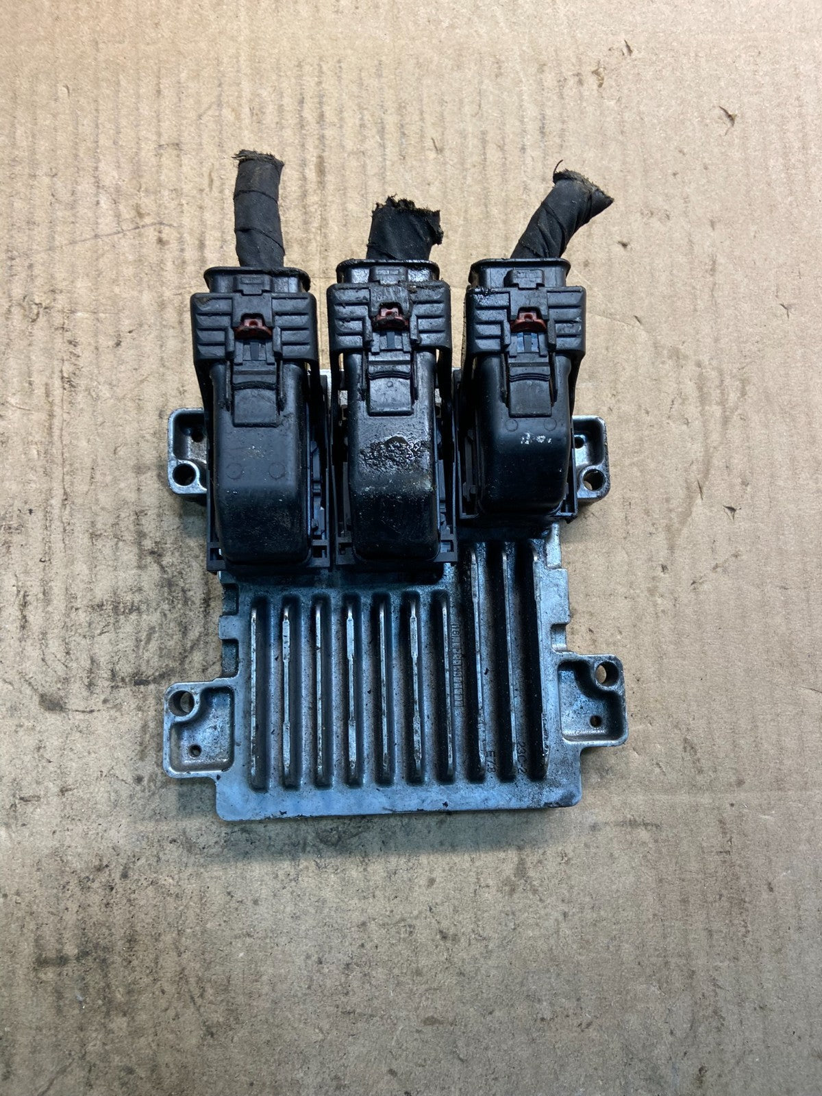 2016-2021 Chevrolet Trax Sonic Express Ecu Engine Control Module Ecm z4643 DG2