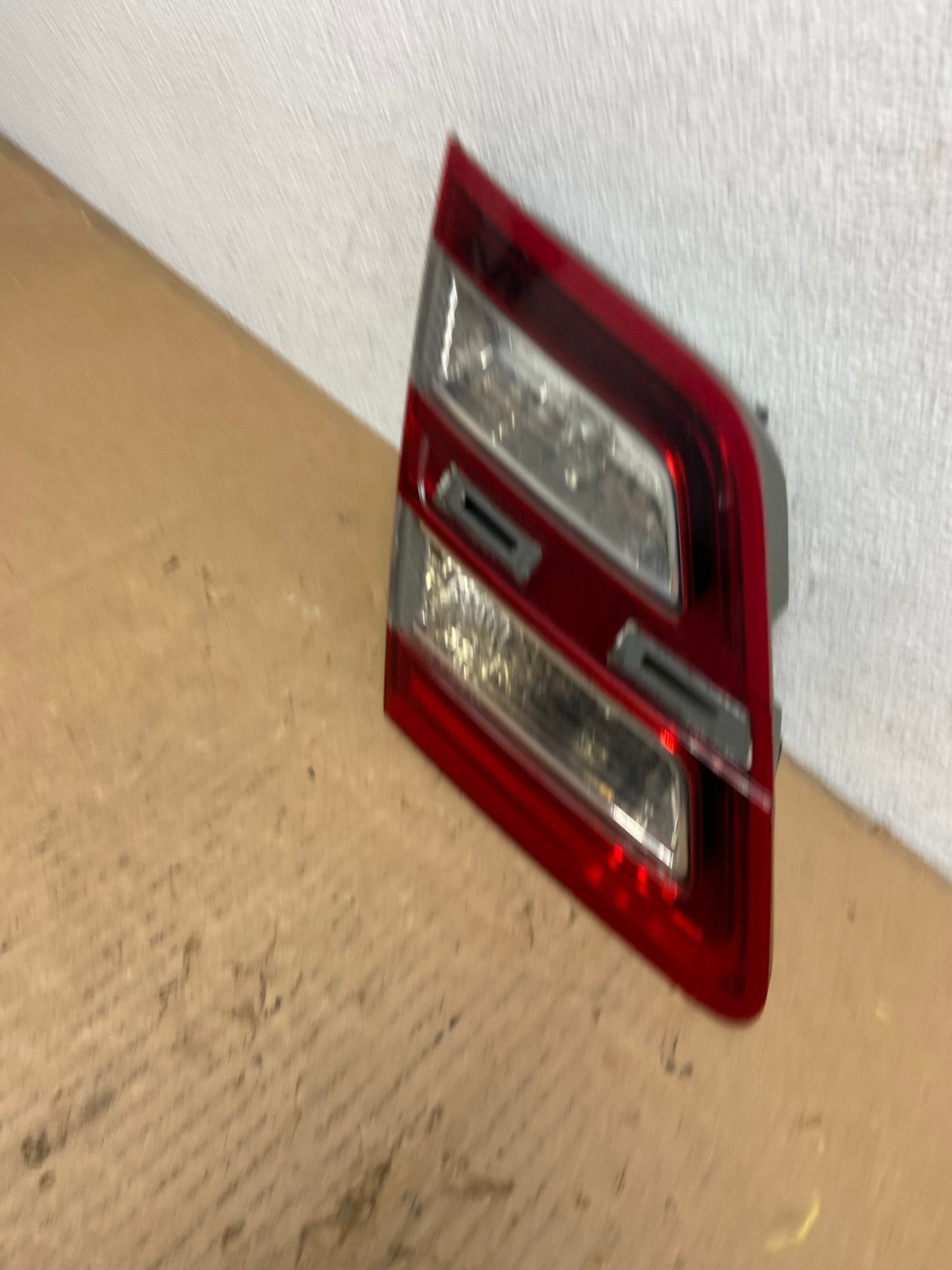 2013 to 2018 Ford Taurus Left Driver Lh Side Tail Light Inner AD1042 LK1