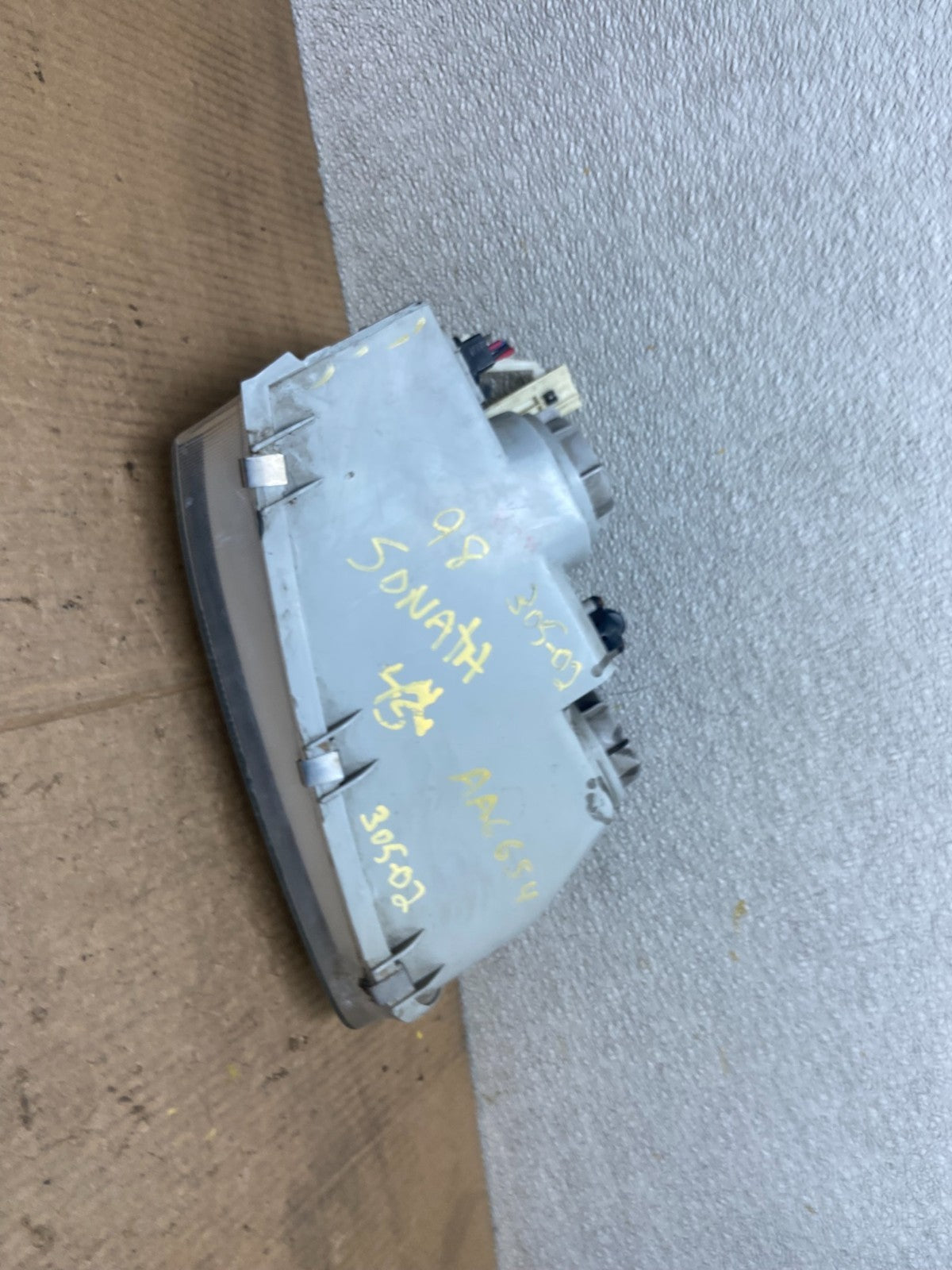 1997 to 1998 Hyundai Sonata Left Driver LH Side Headlight Halogen Oem AA6654 DG7