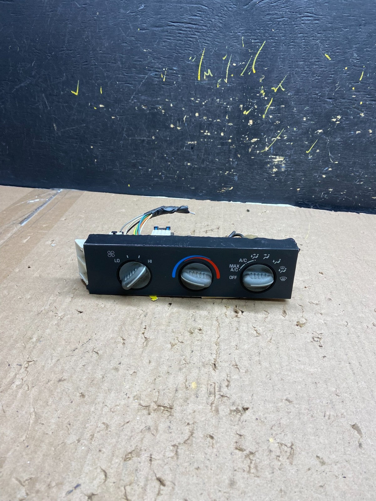 2001 - 2007 GMC Chevrolet Express 1500 Climate Control A/C AB5438  DG0