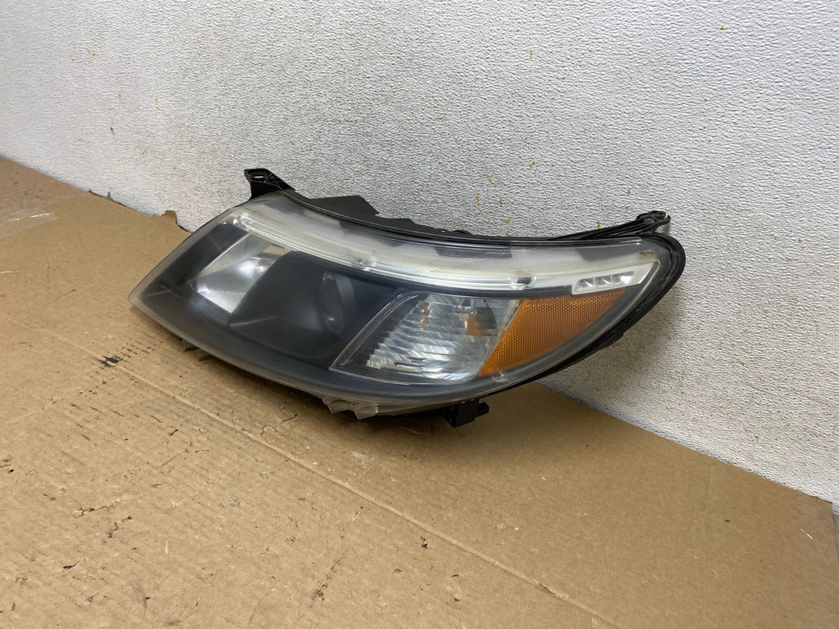 2008 - 2011 Saab 9-3 Front Left Driver LH Side Halogen Headlight ah8086 DG2