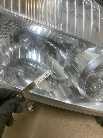 2004 to 2007 Nissan Armada Left+Right Side Set Headlights AH6884 DW3