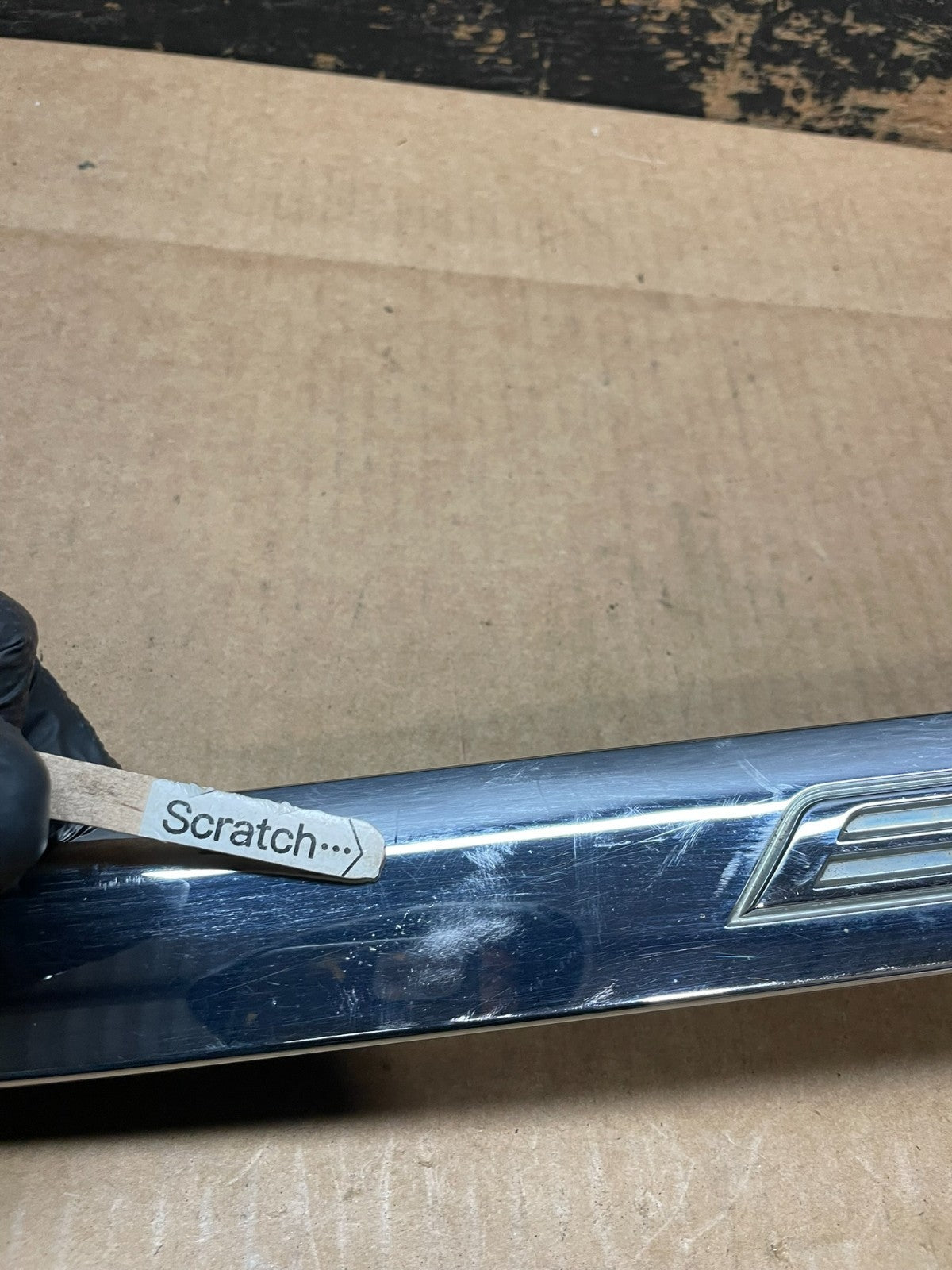 2011 to 2014 Ford Explorer Rear Tailgate Gate Trim Molding With Camera AA9030 DG4