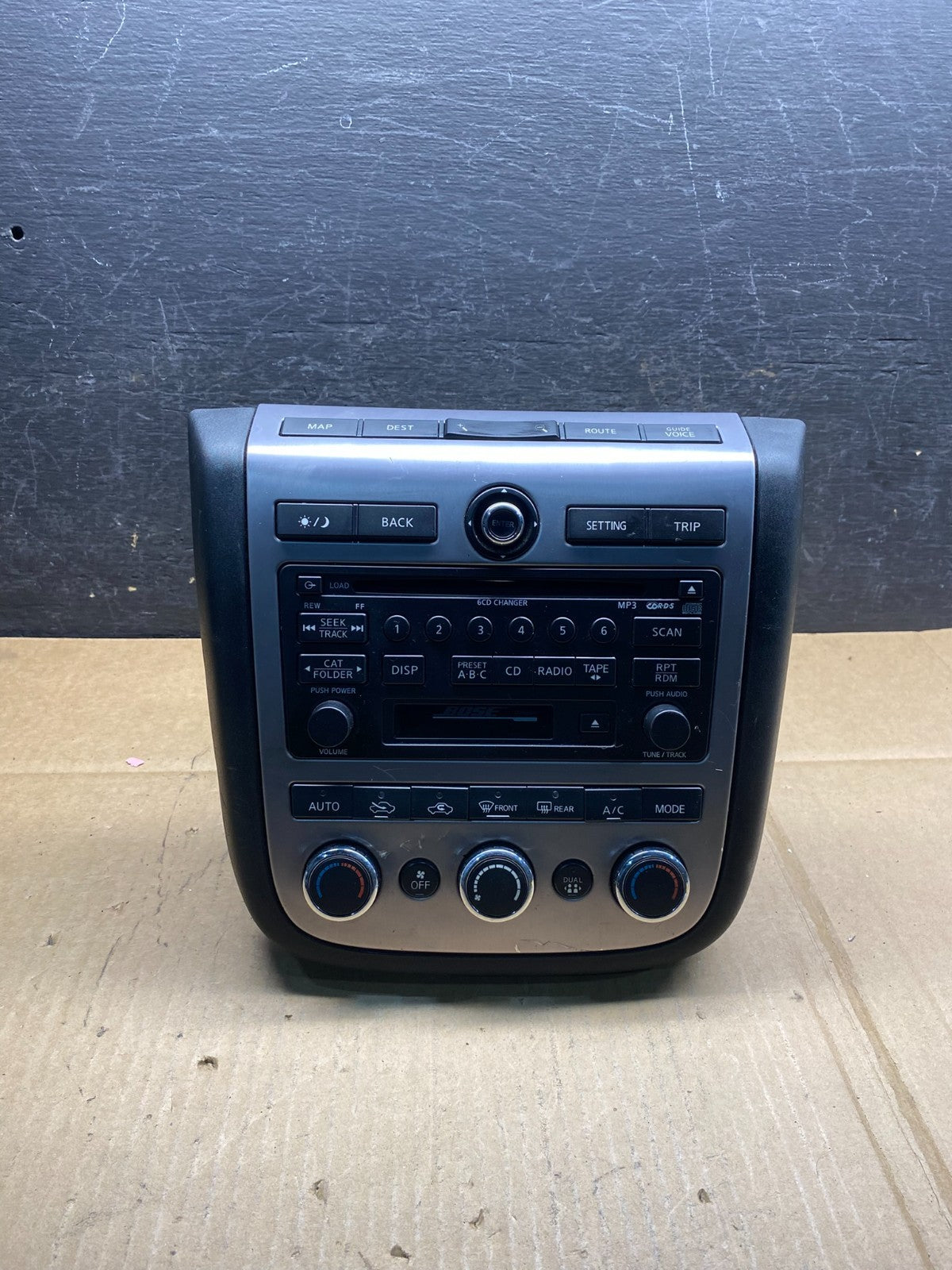 2006 - 2007 Nissan Murano AM FM Radio CD Climate Control Panel AI9926 DW0