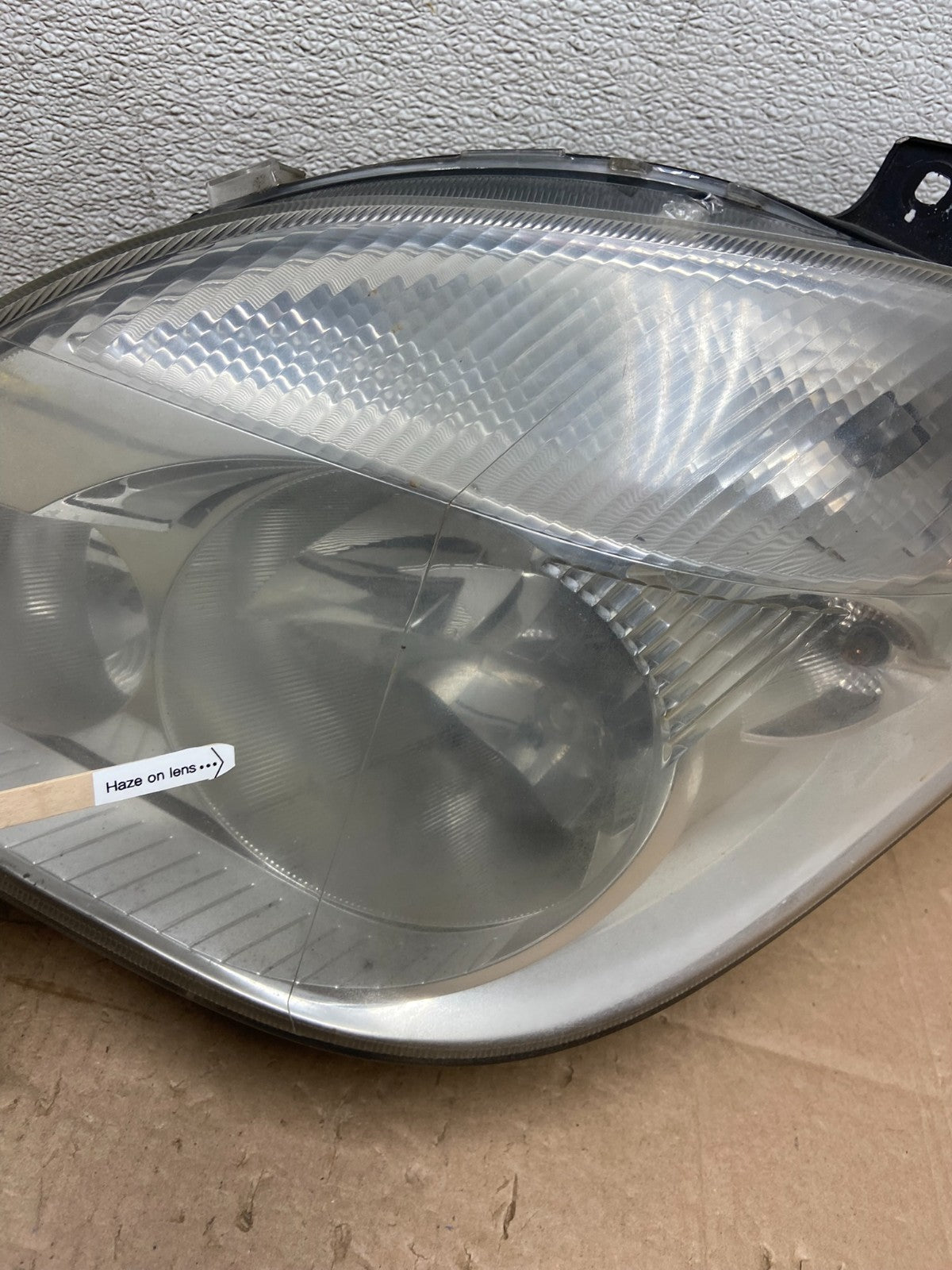 2007 to 2013 Mercedes Sprinter Headlight Left Driver Side Halogen Oem Y2702 DW4