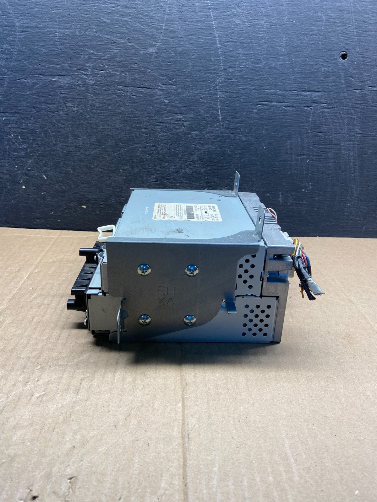 2008 to 2009 Subaru Tribeca CD Player Radio Receiver Control AG1699 DG1